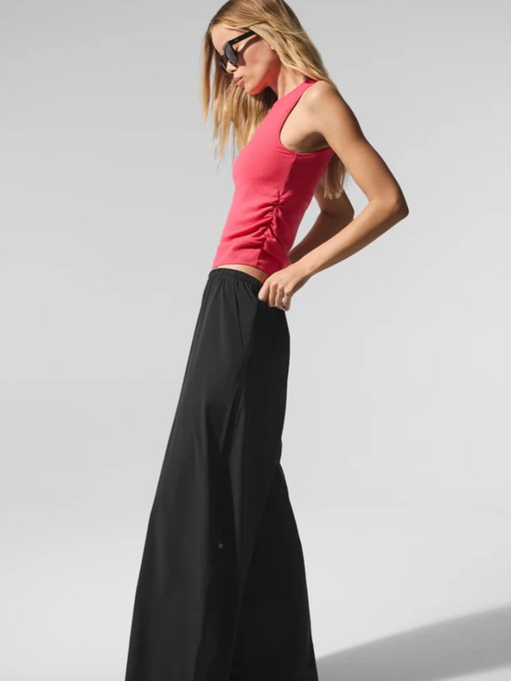 Alo Ribbed En Pointe Tank - Picture 3 of 8